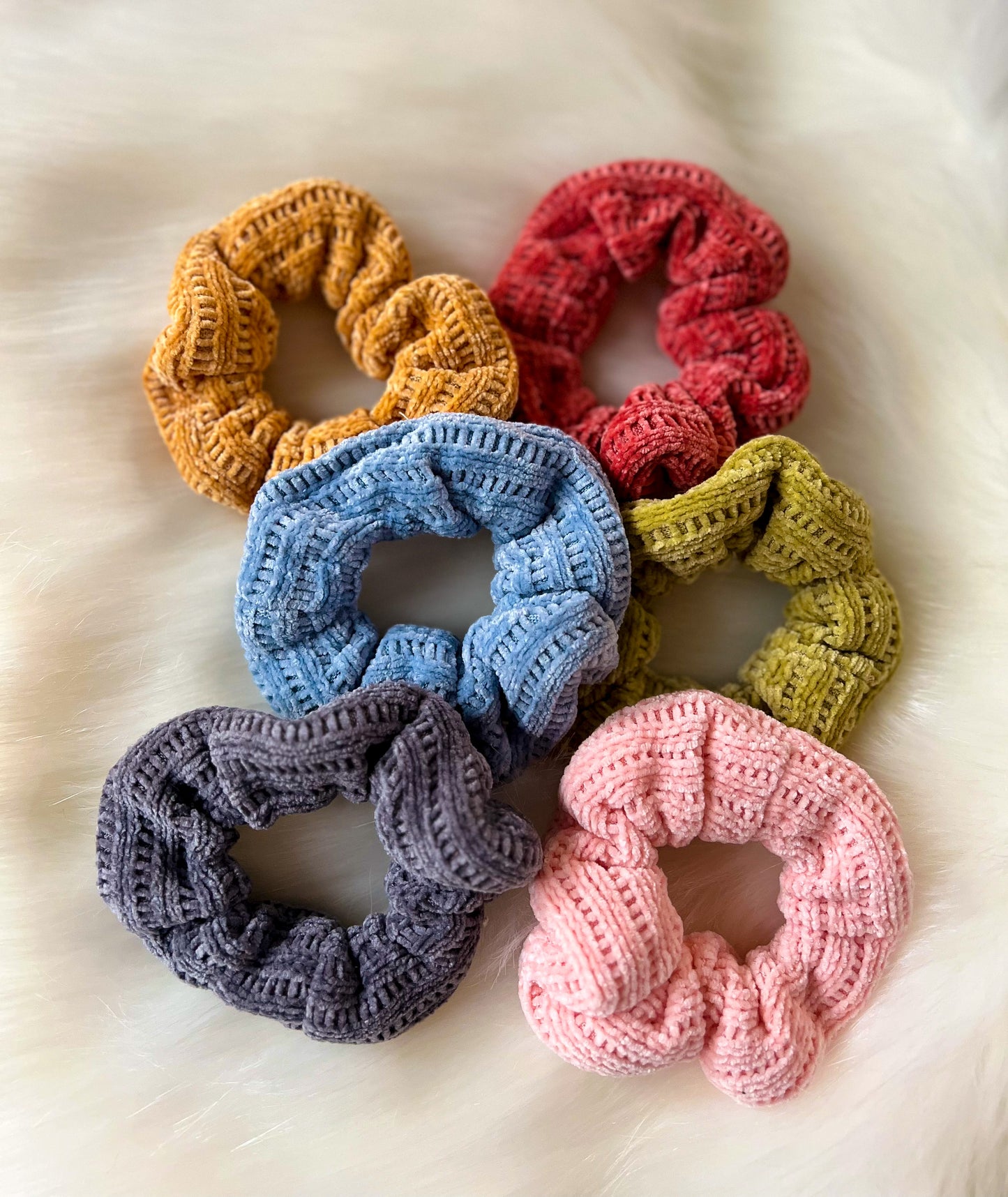Knit Scrunchie