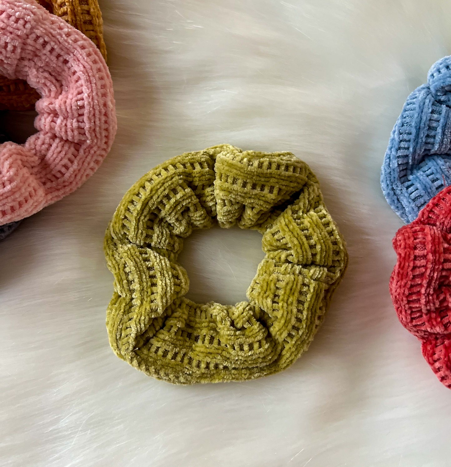 Knit Scrunchie